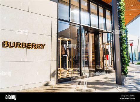 Find Burberry Stores in Palo Alto, CA 